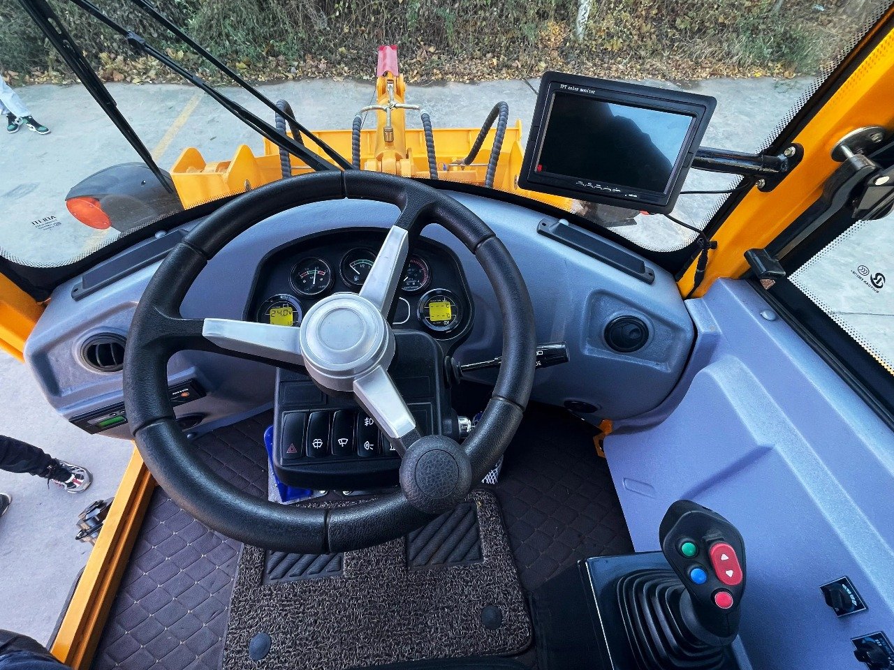 02f15788-a1bc-48a0-8a08-0ace2cad2678